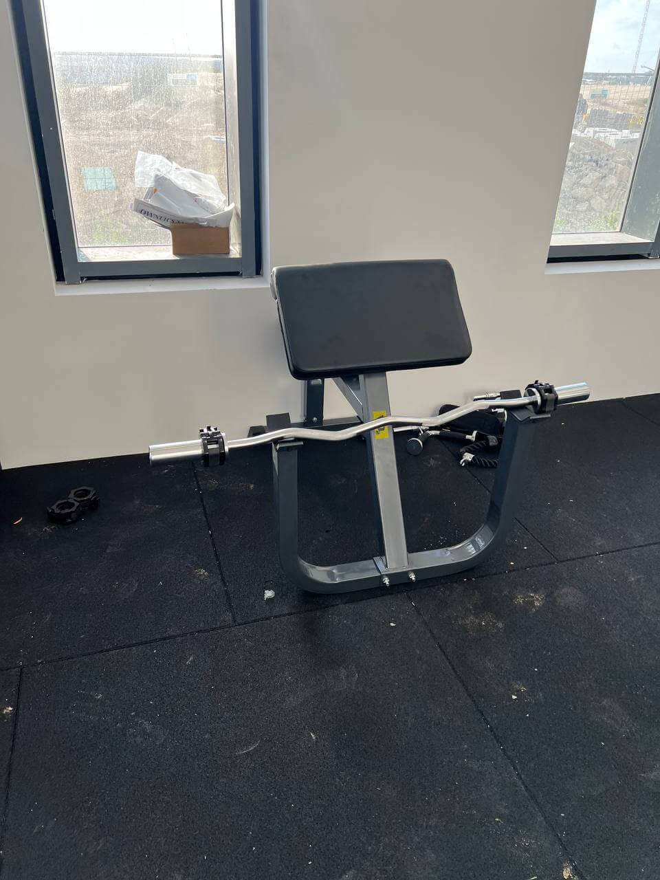 כיסא כומר חצי מקצועי – לאימון יד קדמית – תמונה 2