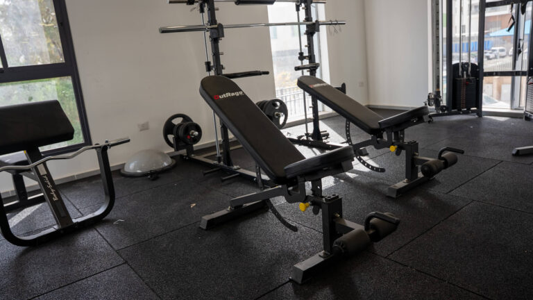 ספות כושר מקצועיות GAYA OUTRAGE FITNESS -דוראל נדל"ן